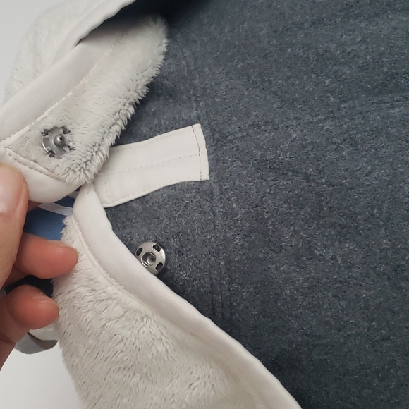 Lululemon fur lined wrap - Picture 15 of 16